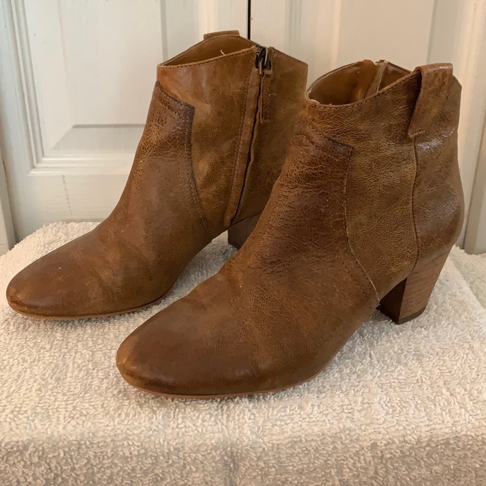 Brown booties, gently used, good condition